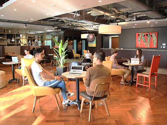 Virtual Office coworking lounge in Honmachi Garden City