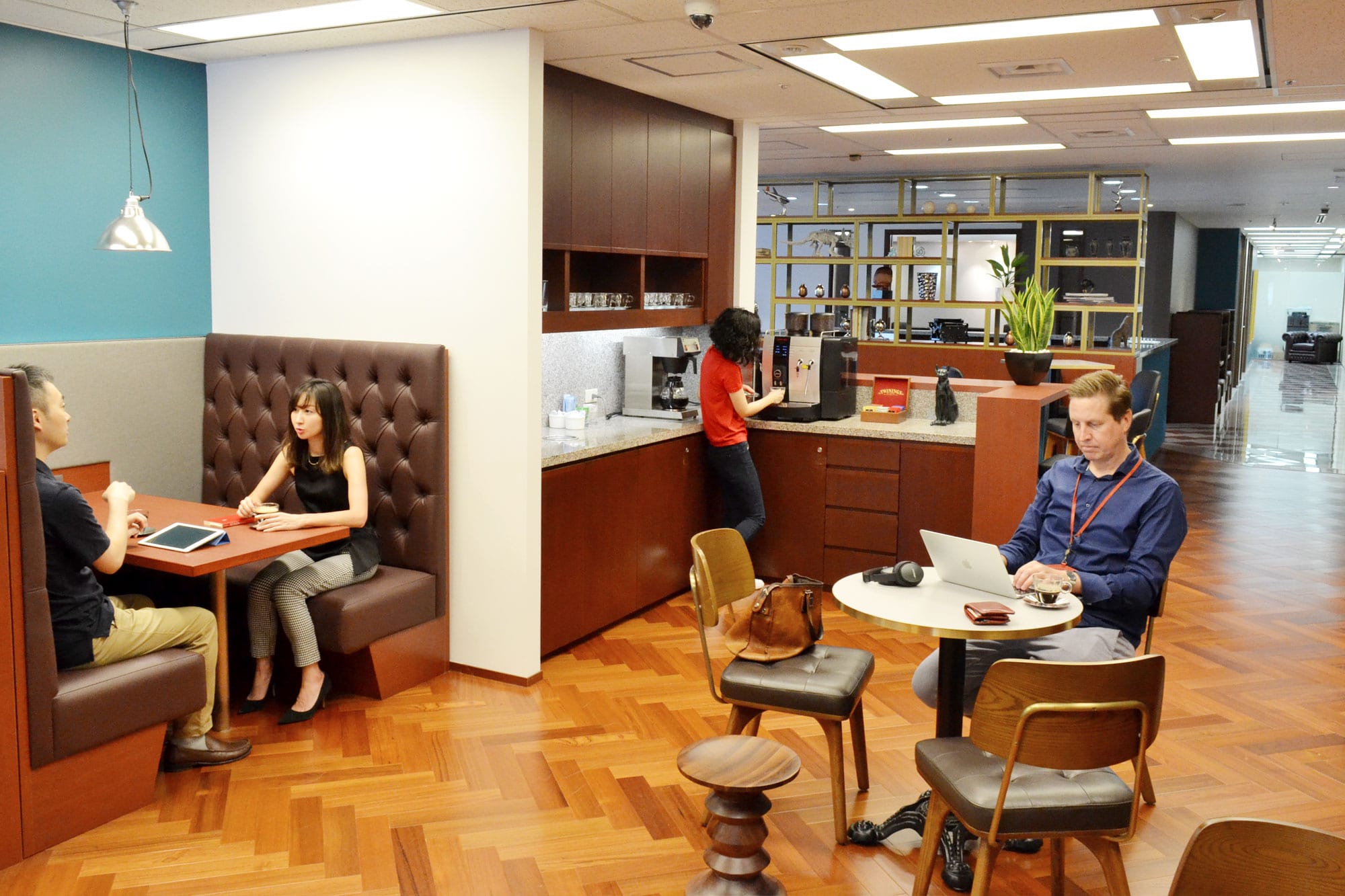 Shiroyama Trust Tower - Serviced Office