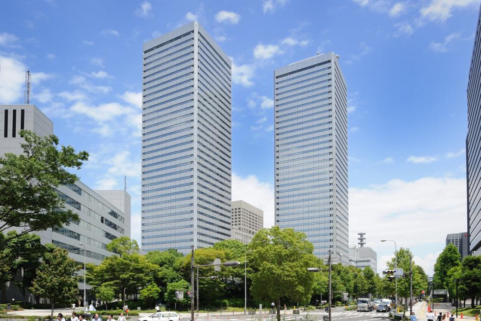 Twin 21 MID Tower