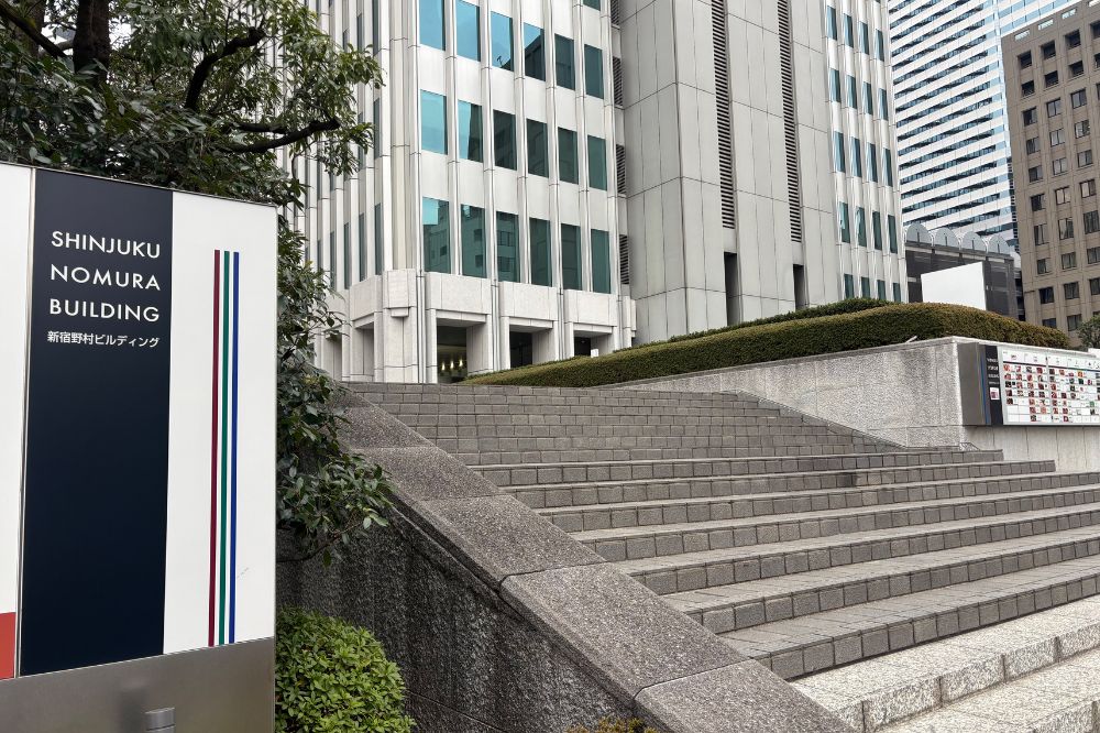 新宿野村ビルステップ4